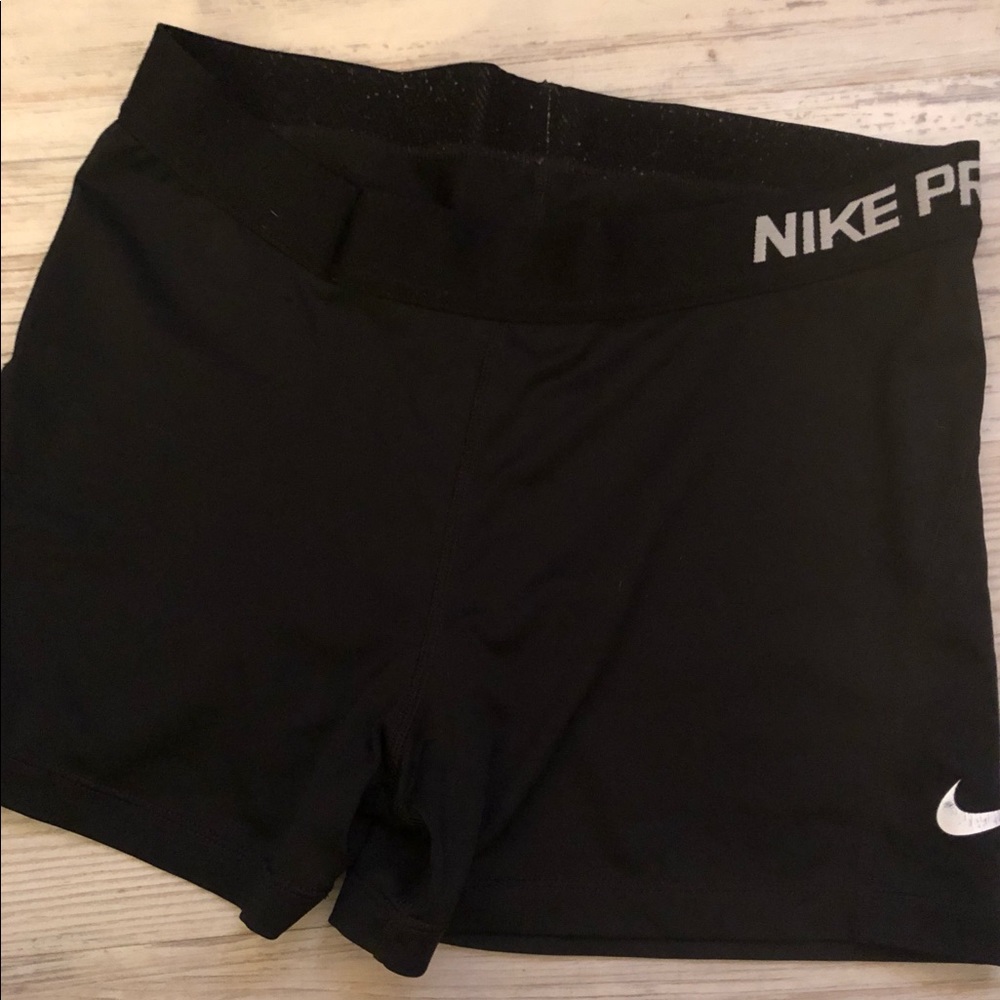 Nike Pro women’s sz L, used condition, signs of wear.